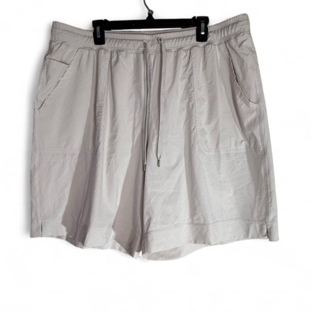 St. John's Bay Light Gray Athletic Shorts